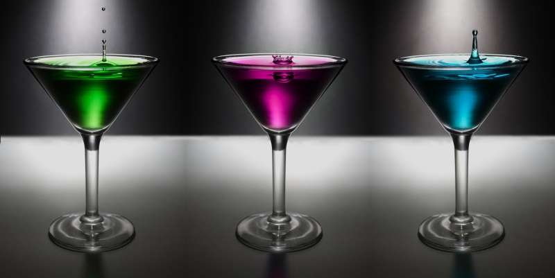 discotheque-GRIMAUD-min_water-drop-glass-bar-celebration-green-832603-pxhere.com